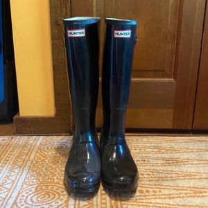 HUNTER RAIN BOOTS